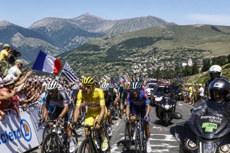 découvrez tout ce qu'il faut savoir sur l'étape du tour 2024 : parcours, inscriptions, conseils et actualités pour vivre cette épreuve mythique du cyclisme.