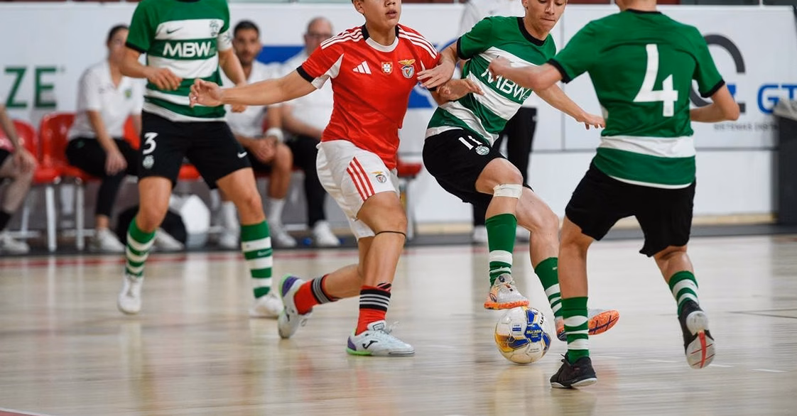 Futsal : football en salle et compétition