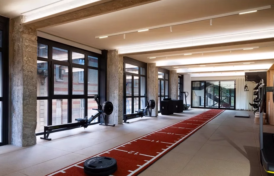 Hyrox séduit Toulouse : ouverture d&rsquo;un nouvel espace dédié dans cette salle de sport innovante